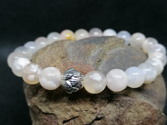 Bracelet en Agate Cerise ou agate. Fleur